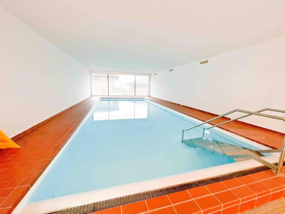 Bright Tiny Studio - Shared Pool & Sauna - Free Parking - Air Condition Muralto المظهر الخارجي الصورة