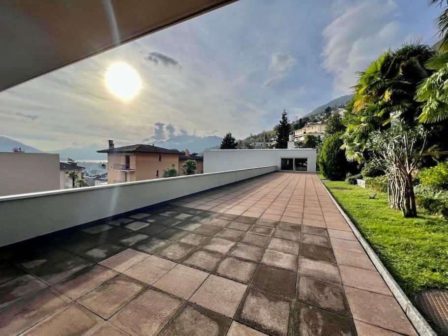 Bright Tiny Studio - Shared Pool & Sauna - Free Parking - Air Condition Muralto المظهر الخارجي الصورة
